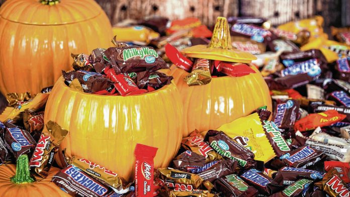 133917065_web1_20241019bc-halloween-candy
