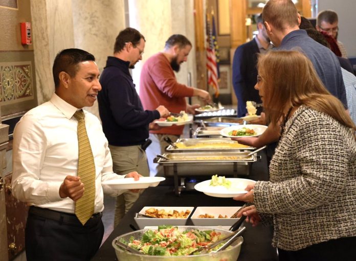 GcSEULGWsAAIvOp-1-1536x1128