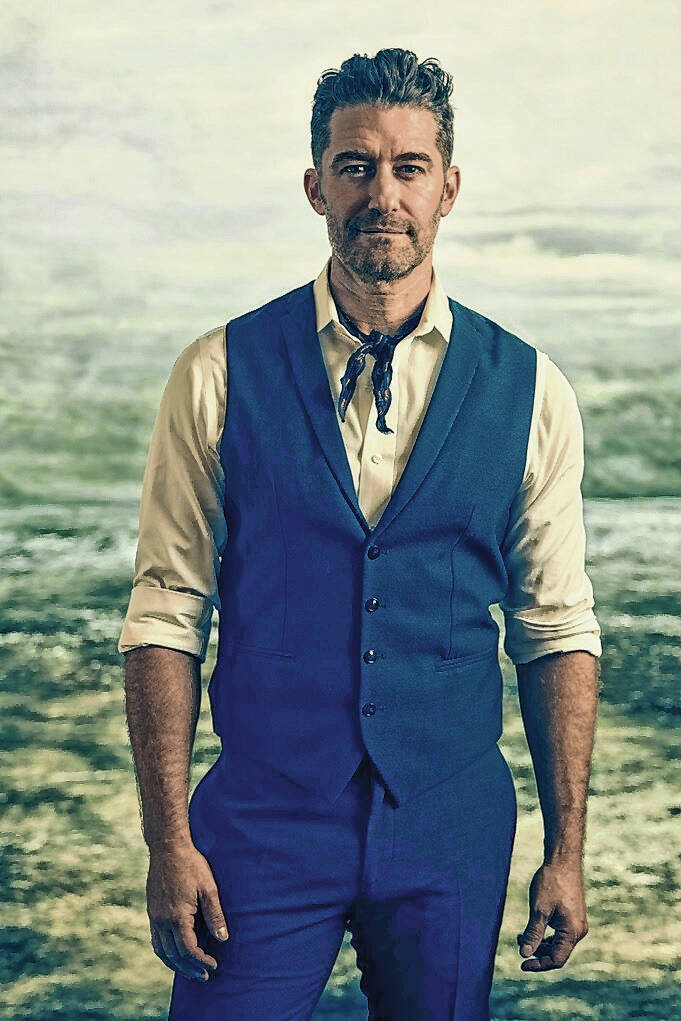 134465163_web1_20241211cr-Matthew-Morrison-use-this