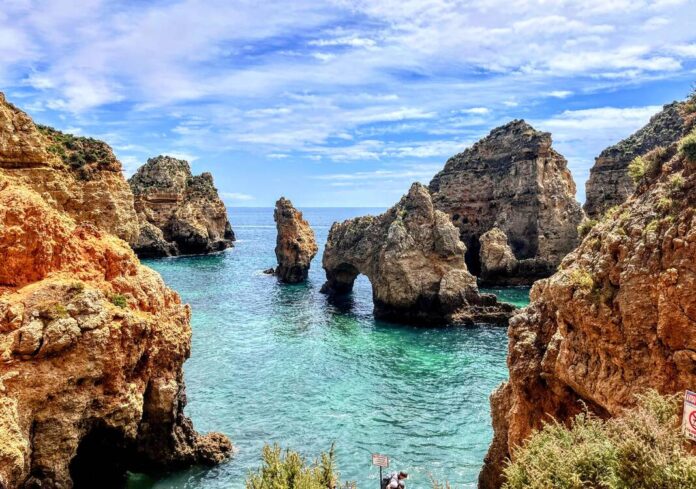 134840984_web1_20250521cr-tybs-brad-gonsalves