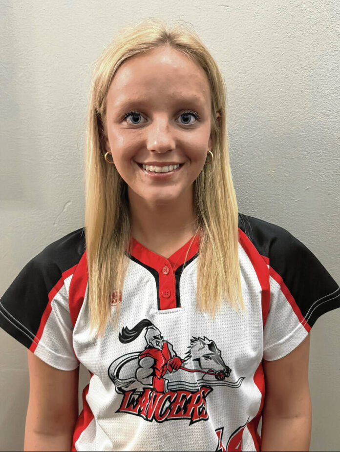 134883553_web1_Kenna-Streeval