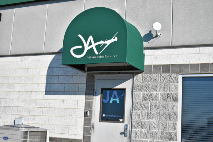 135034628_web1_20250125dj-airport-jeff-air-2