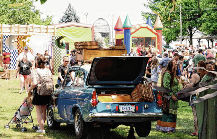 135059835_web1_20250716cr-wow-fest