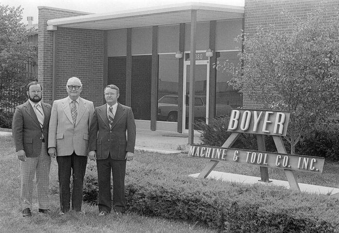 134722398_web1_20250823cr-lkbk