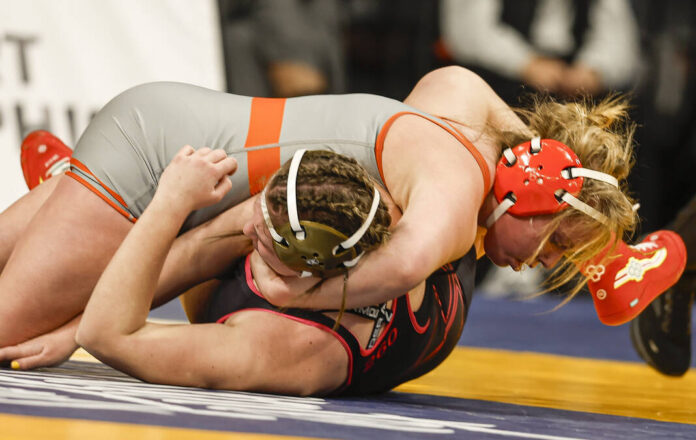 135603918_web1_20250118cr-Girls-State-Wrestling6