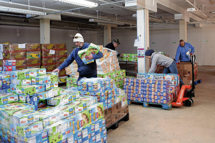 135871386_web1_20250121cr-MLK-day-of-service-5