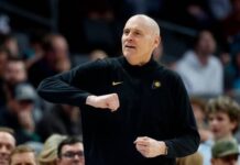 Pacers snap 13-game skid, give Carlisle 1,000th win