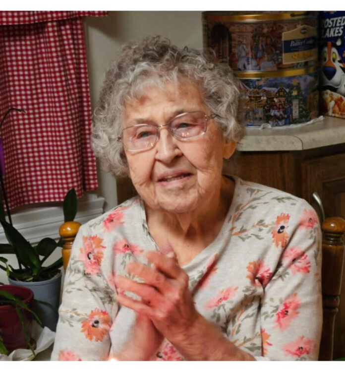 135970676_web1_webPhoto1927797