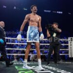 Fundora retains WBC super welterweight title with 6th-round KO of Thurman
