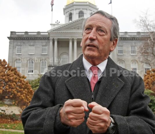 Mark Sanford makes a last-minute bid to return to Congress — again — in South Carolina