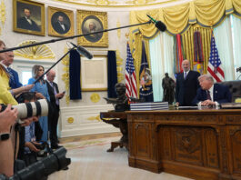 Trump plans to attend Wednesday’s Supreme Court hearing on his bid to limit birthright citizenship