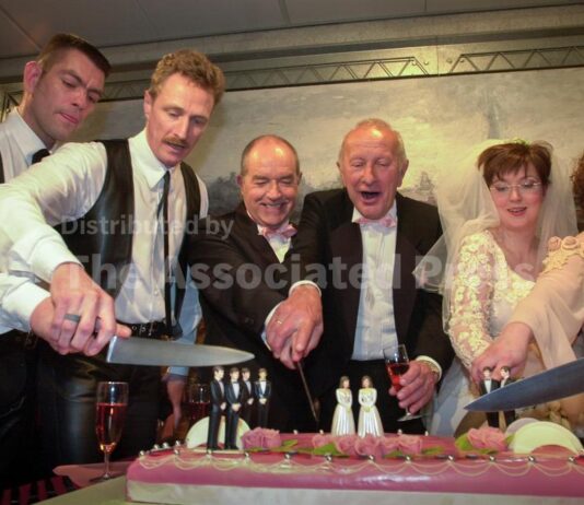 Amsterdam celebrates 25 years since the world’s first same-sex weddings